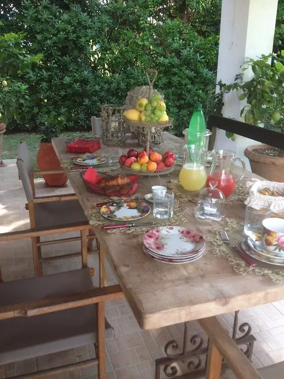 B&B La Limonaia Pietrasanta Nocleg ze śniadaniem